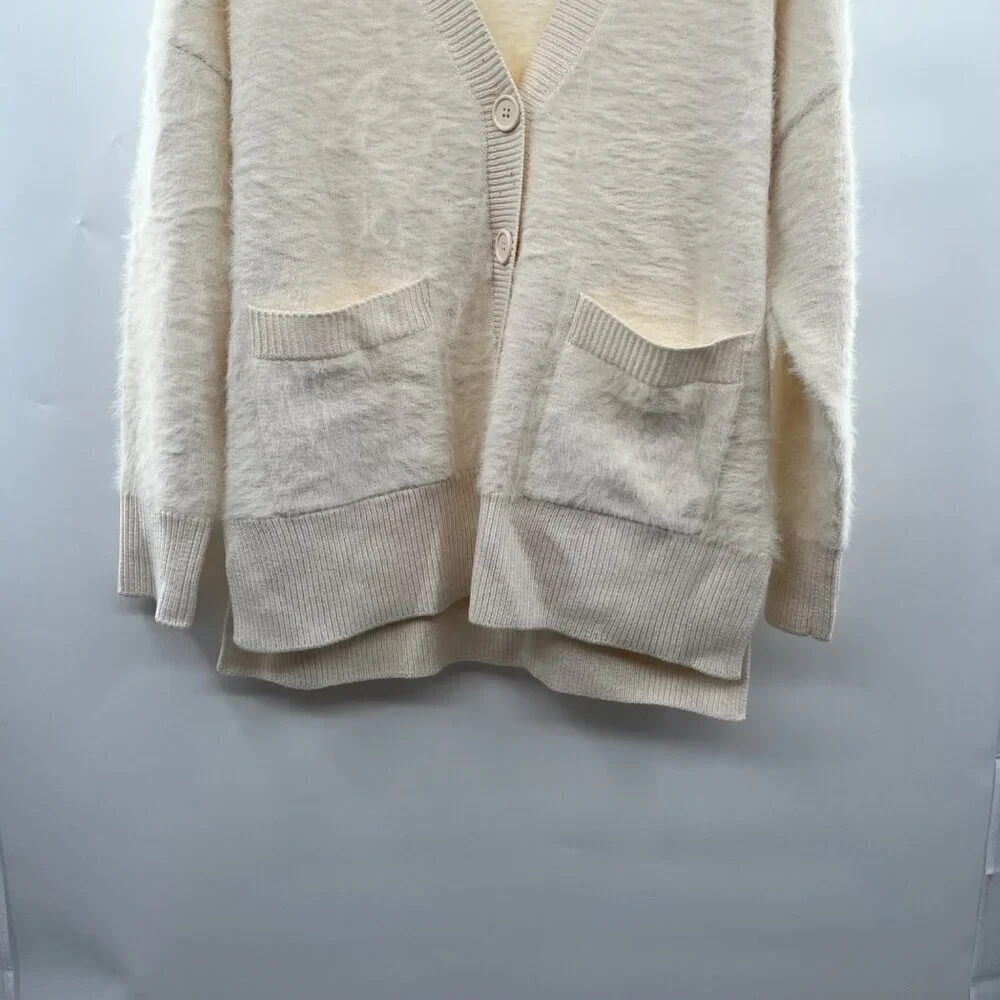 Sanctuary Women's V-Neck Fuzzy Cardigan Cream Size Large Pockets